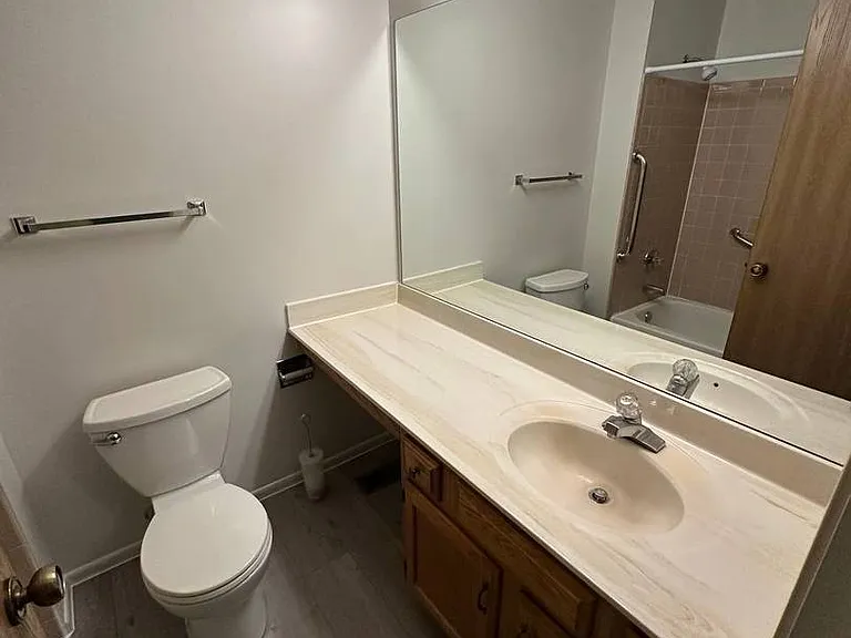 197 Camden Ct #X1 — Photo 13