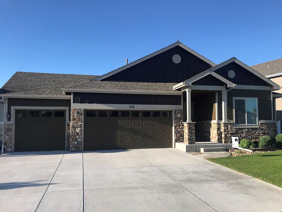1st image of 516 Boxwood Dr