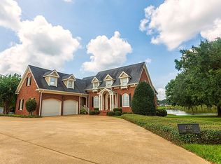 1389 Lake Front Dr, Cairo, GA 39828