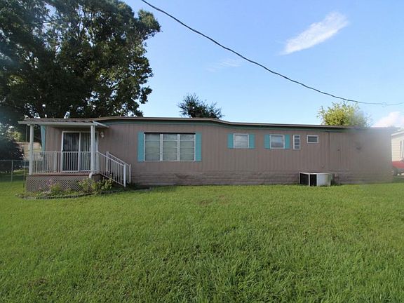 2nd image of 3708 SE 27th St