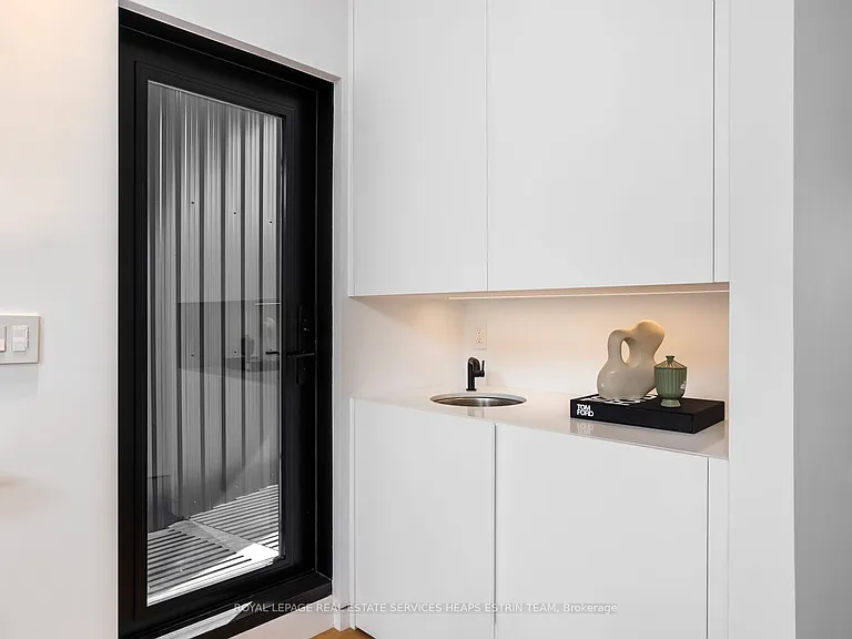 44 Foxley St — Photo 18