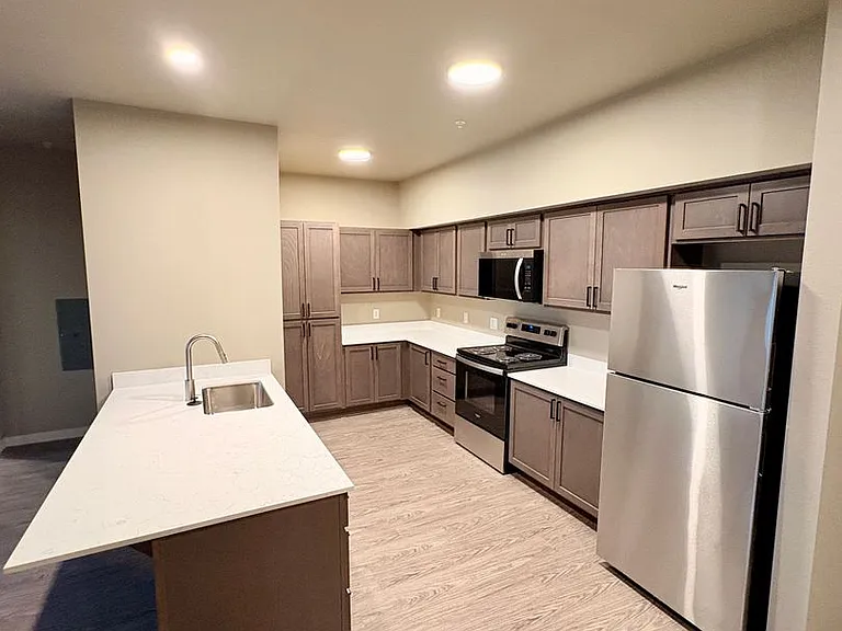 Introducing Dry Canyon Redmond's newest Luxury Apartments — Photo 81