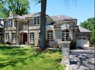 710 Windsor Rd, Glenview, IL 60025