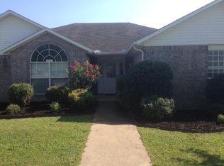 2903 NW 3rd St, Bentonville, AR 72712