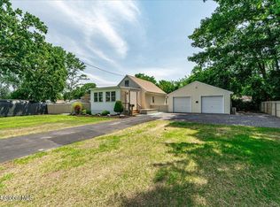 406 Chiswell Rd, Schenectady, NY 12304