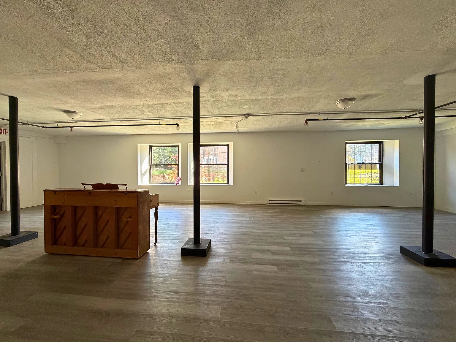 Studio, 700 sqft, $1,650 — Photo 4