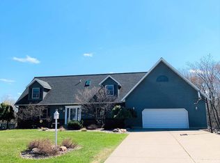 1103 East E St, Iron Mountain, MI 49802
