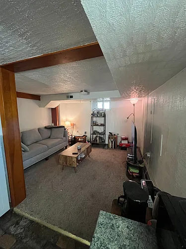 570 N 5th St #B Photo 1 570 N 5th St #B Photo 1