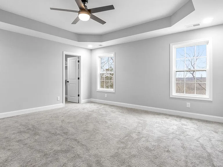 2129 Powell Rd — Photo 15