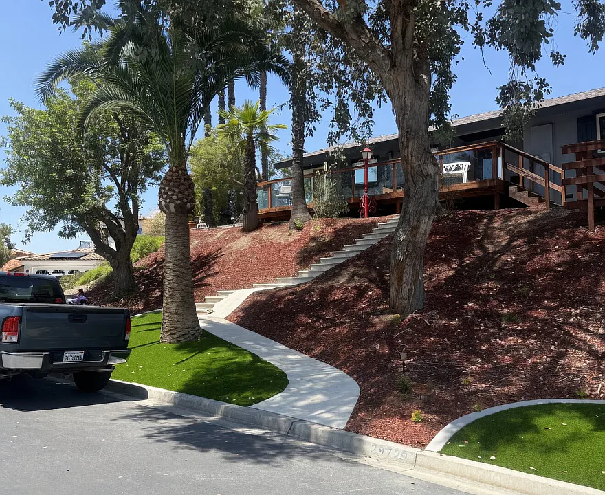 29723 Redwood Dr