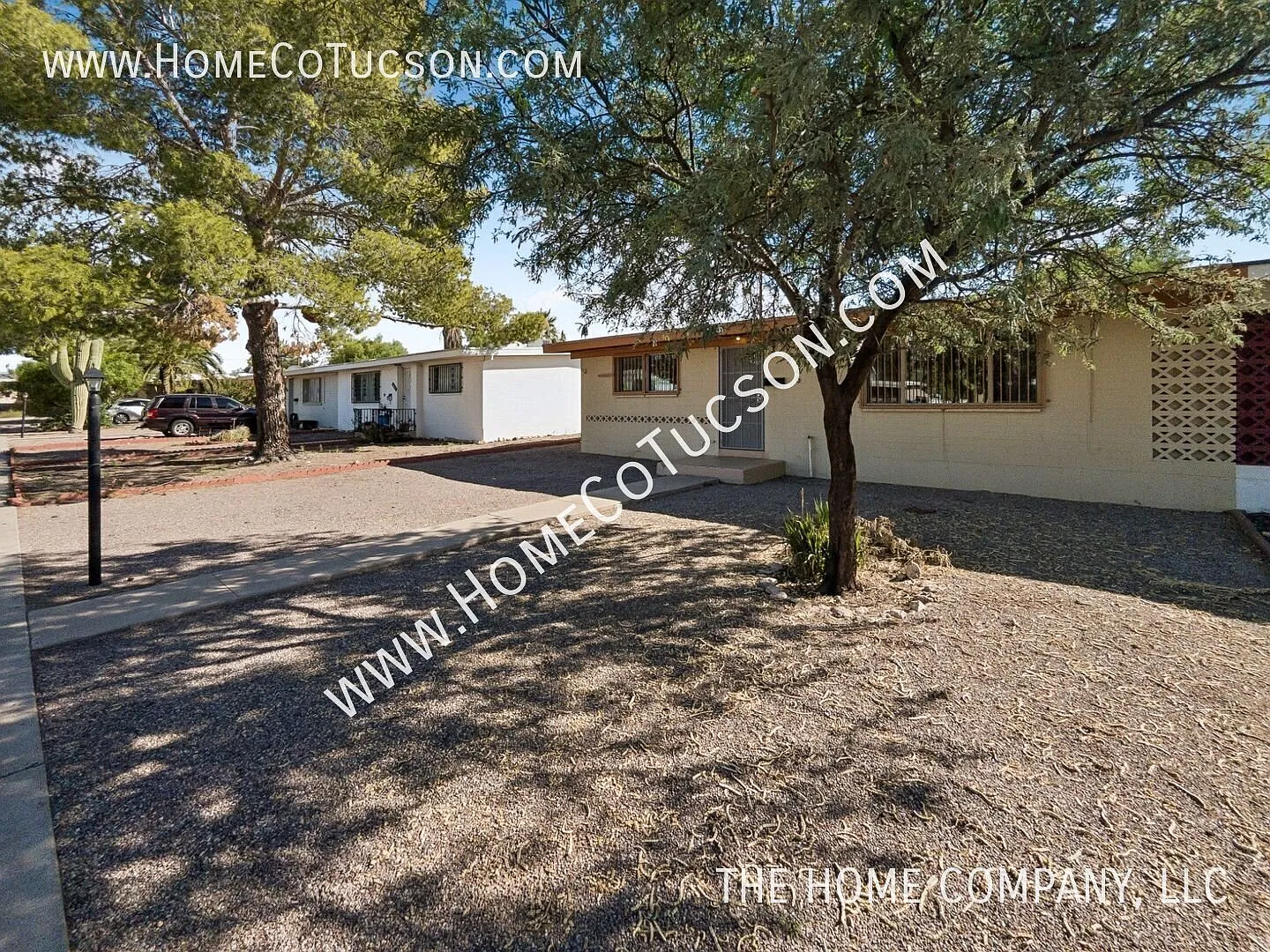 1446 E Iowa Dr: Charming Updated 2-Bedroom Home with Fenced Yard — Photo 2