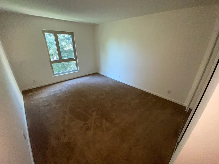 466 Crescent St #213 — Photo 10