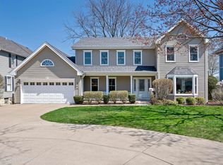 265 S York St, Elmhurst, IL
