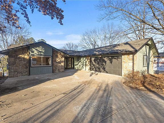 4th image of 49 Applecross Ln