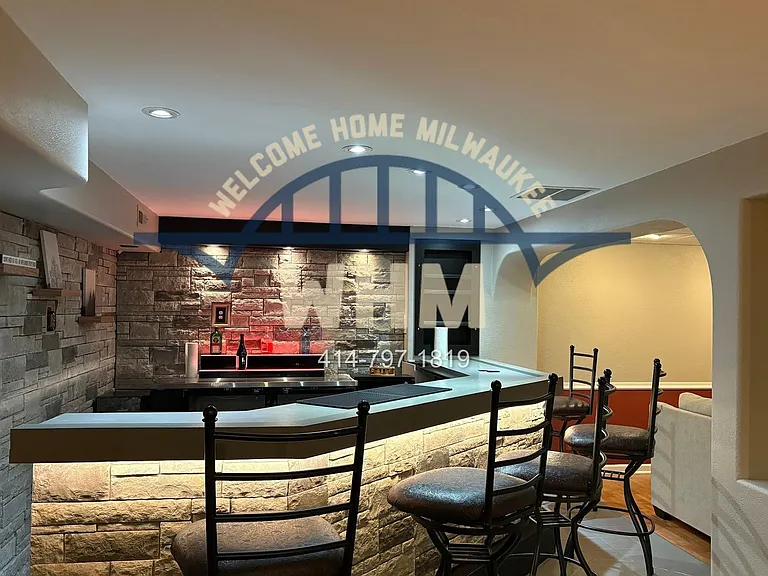 4233 W Carmel Dr — Photo 14