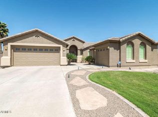 136 E Shire Ct, San Tan Valley, AZ 85143