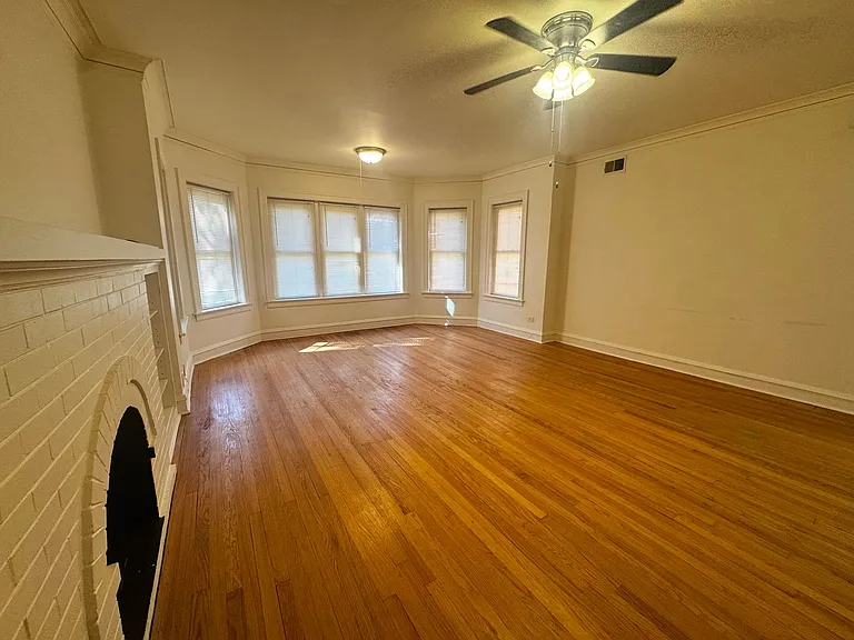 6937 S Merrill Ave — Photo 9