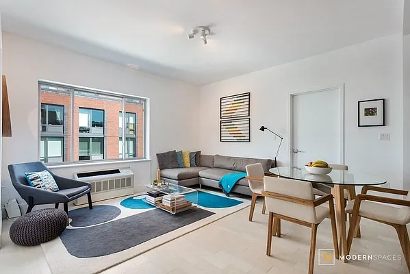 Rented by Modern Spaces | media 6