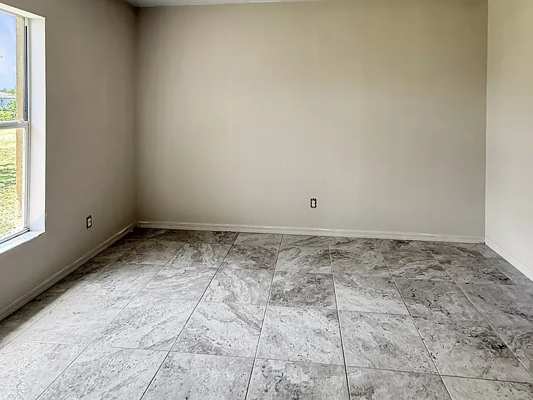 2303 Ansel Ave S — Photo 4