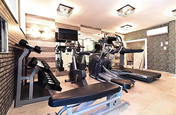 Rented by Prime America Real Estate Inc | media 7