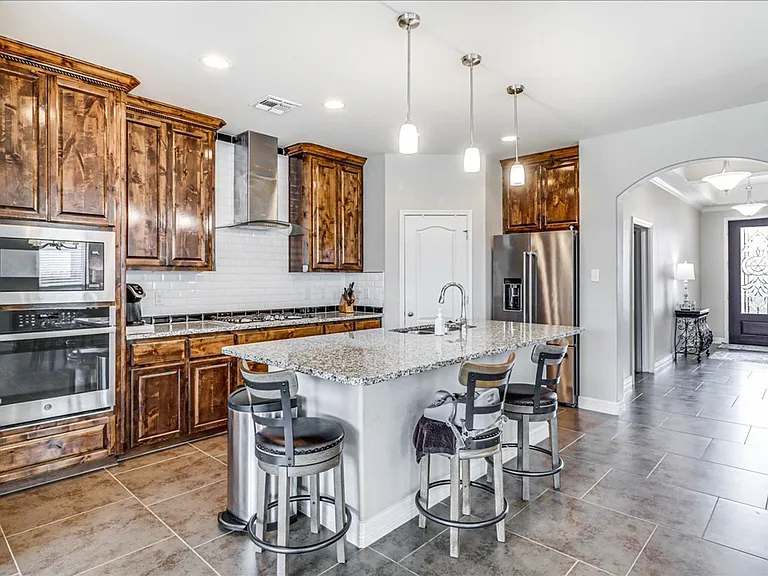 7617 Diamond Dr — Photo 14