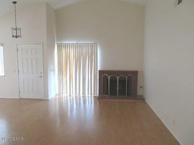 4509 E Vistapark Dr — Photo 2