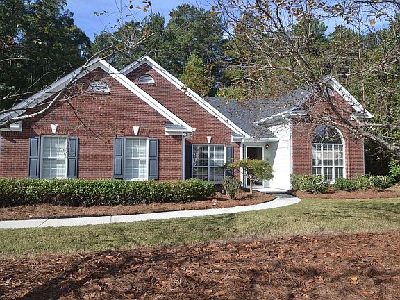 2nd image of 1772 Fontana Ln