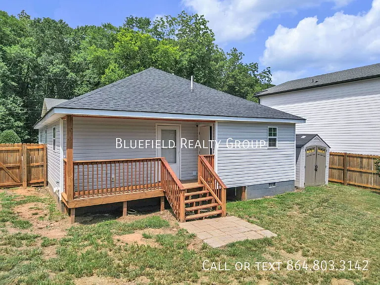 47 Spartanburg St — Photo 25