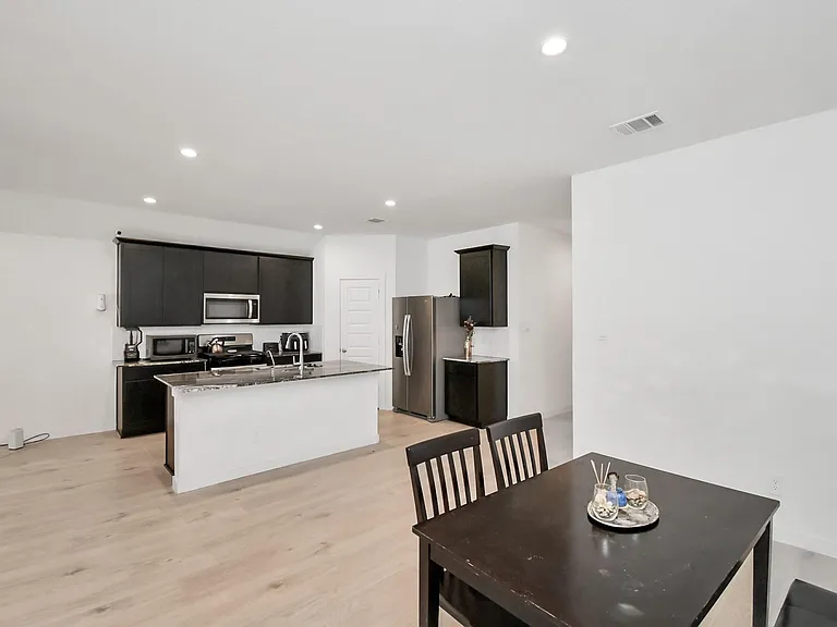 1674 Westway Dr — Photo 18