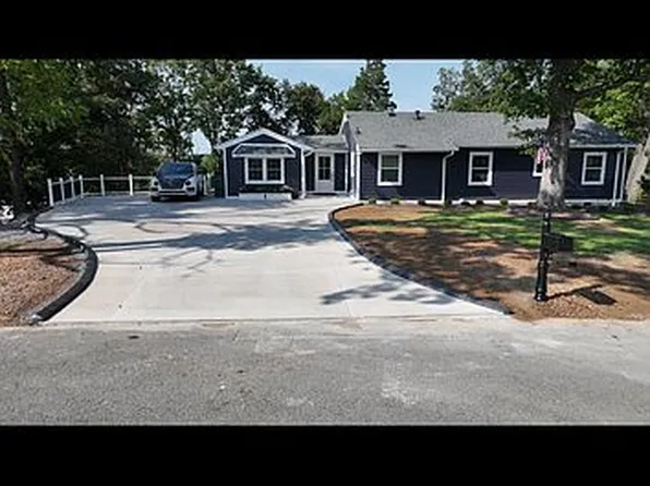 241 Oak Ridge Dr, Radcliff, KY 40160
