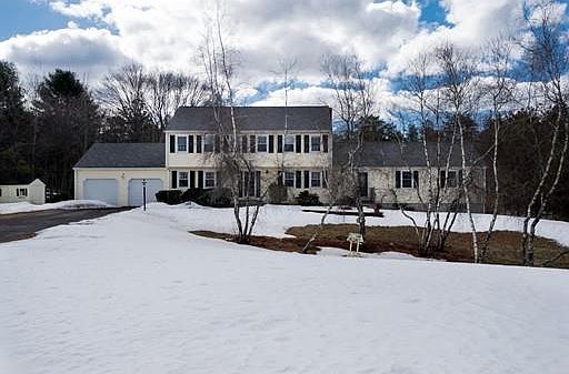 2nd image of 19 Joanna Dr