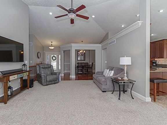 4th image of 3705 Gina Dr