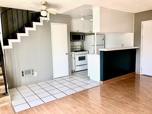 4th image of 1826 S Bundy Dr APT 7