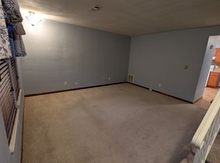 34 Orchard View Ct, Belleville, IL 62221