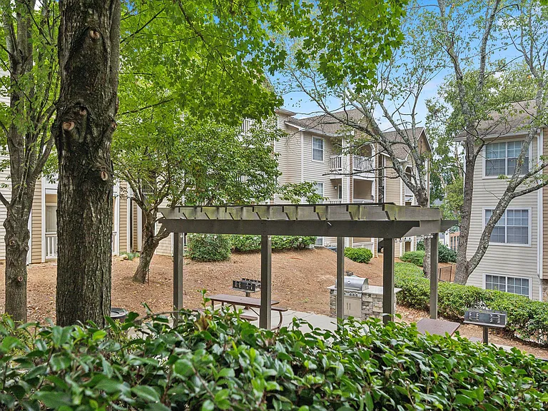 Briarhill Apartment Homes — Photo 27