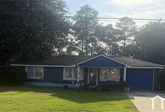 3 bed, 973 sqft, $1,650 — Photo 2