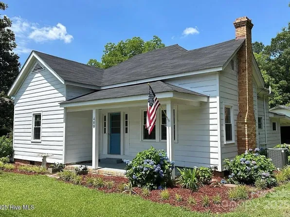 408 W North St, Roseboro, NC 28382
