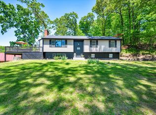 115 Dug Rd, South Glastonbury, CT 06073