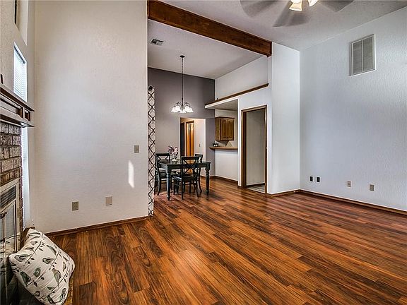 4th image of 2311 Cedar Brook Dr