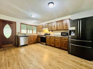 920 Raccoon Rd, Gallipolis, OH 45631