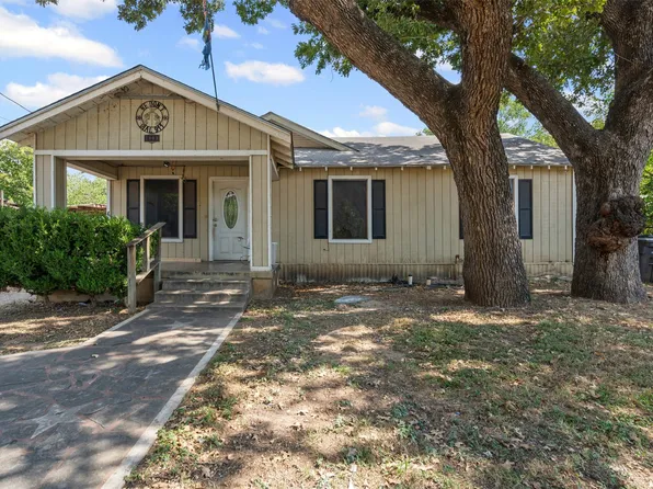 2909 Malcolm St, Fort Worth, TX 76112