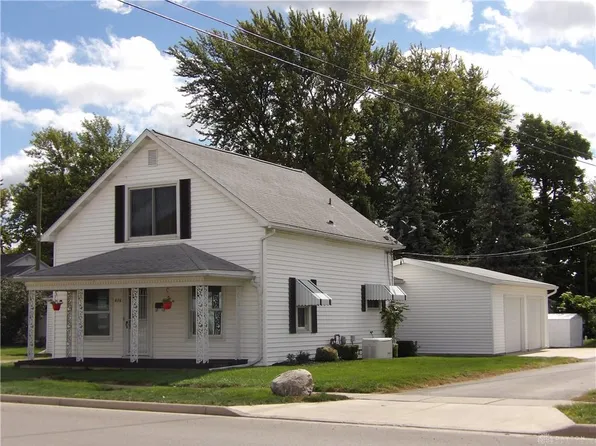 416 W Wayne St, Celina, OH 45822