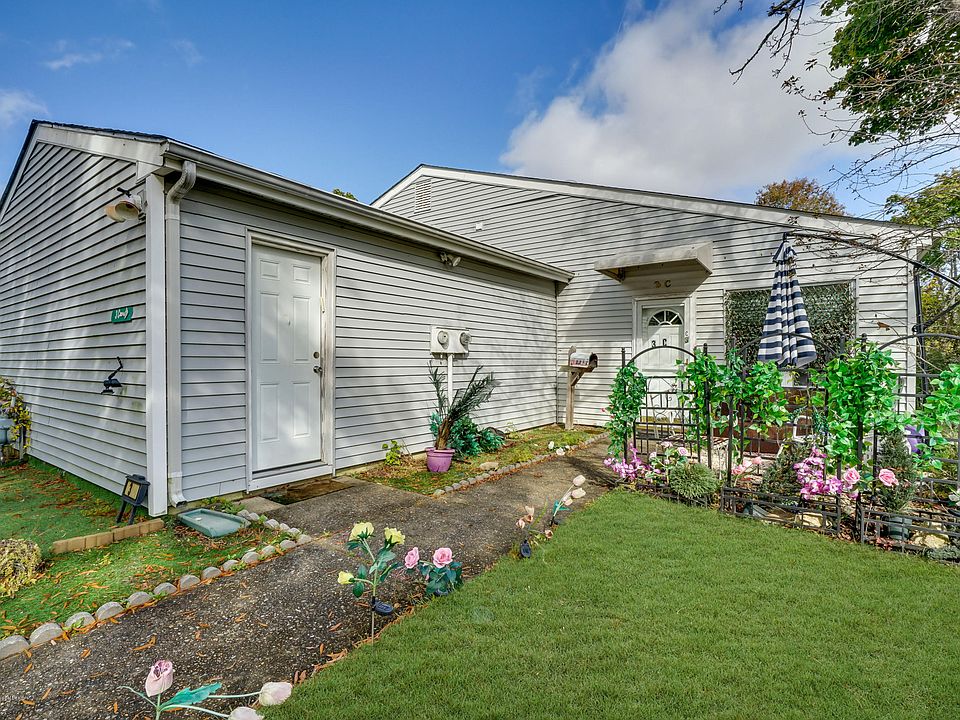 1st image of 3C Sumac Ct #1003