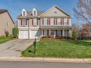 1033 Elsmore Dr, Matthews, NC 28104