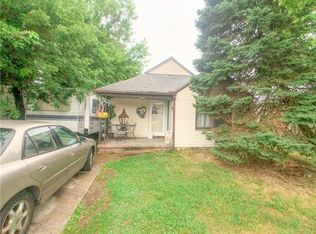 1883 Montgomery Ave, Fairborn, OH 45324