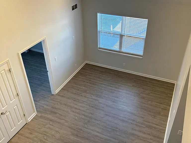 2200 Bradley Ave #202 — Photo 11