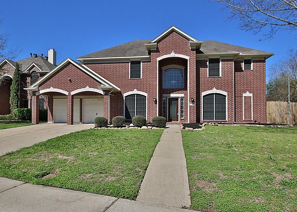 2nd image of 102 Annes Way
