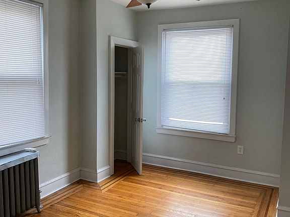 4th image of 1709 E Hunting Park Ave