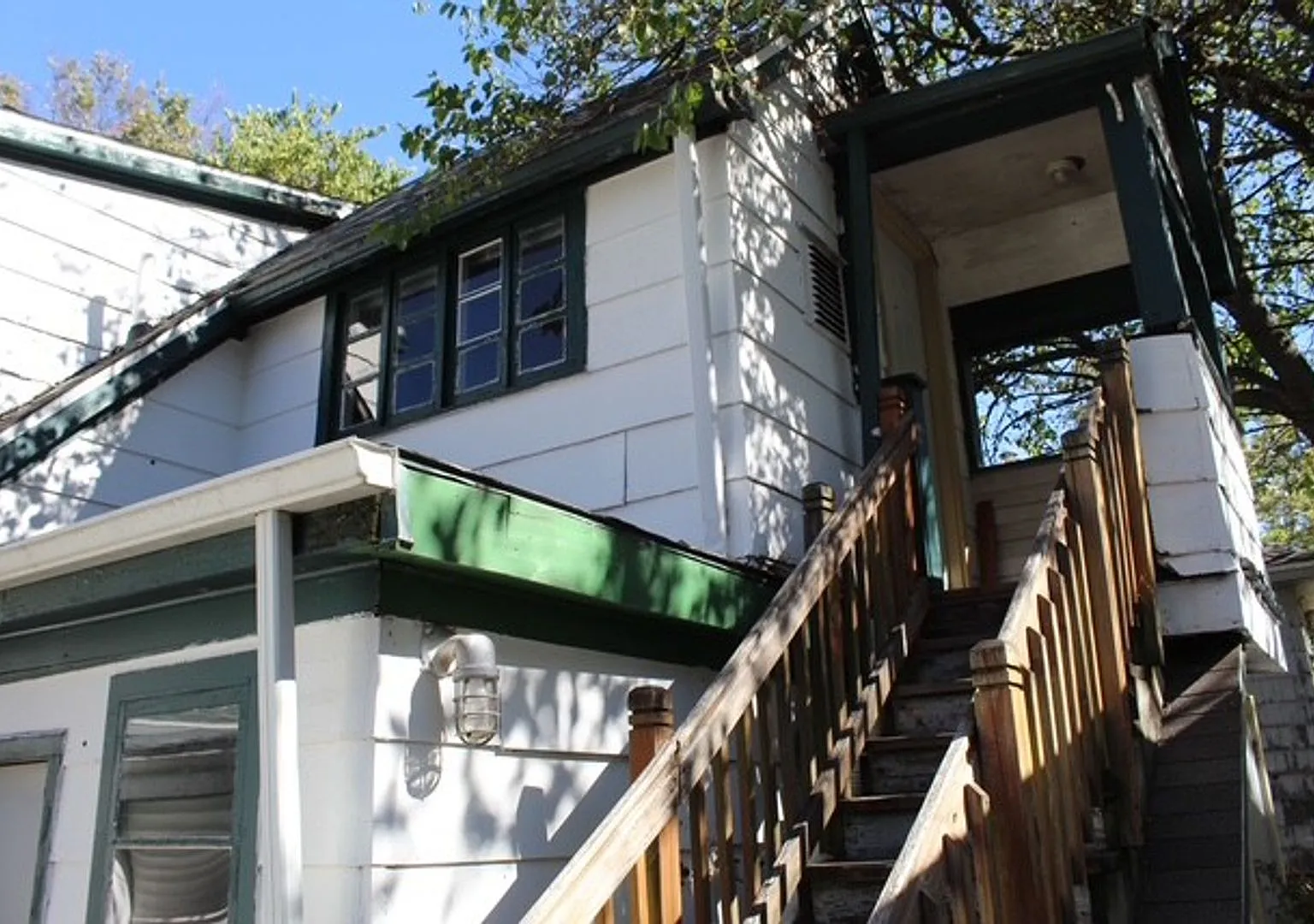 904 S Webber St. Urbana, IL — Photo 1