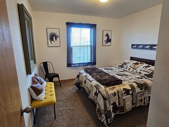 3rd image of 429 Mitchell St #1-6